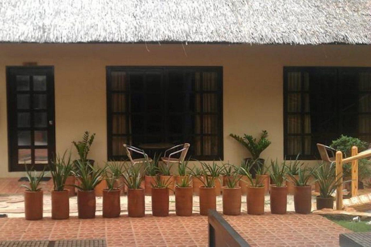 Eclipse Resort Manoc-Manoc Exterior photo