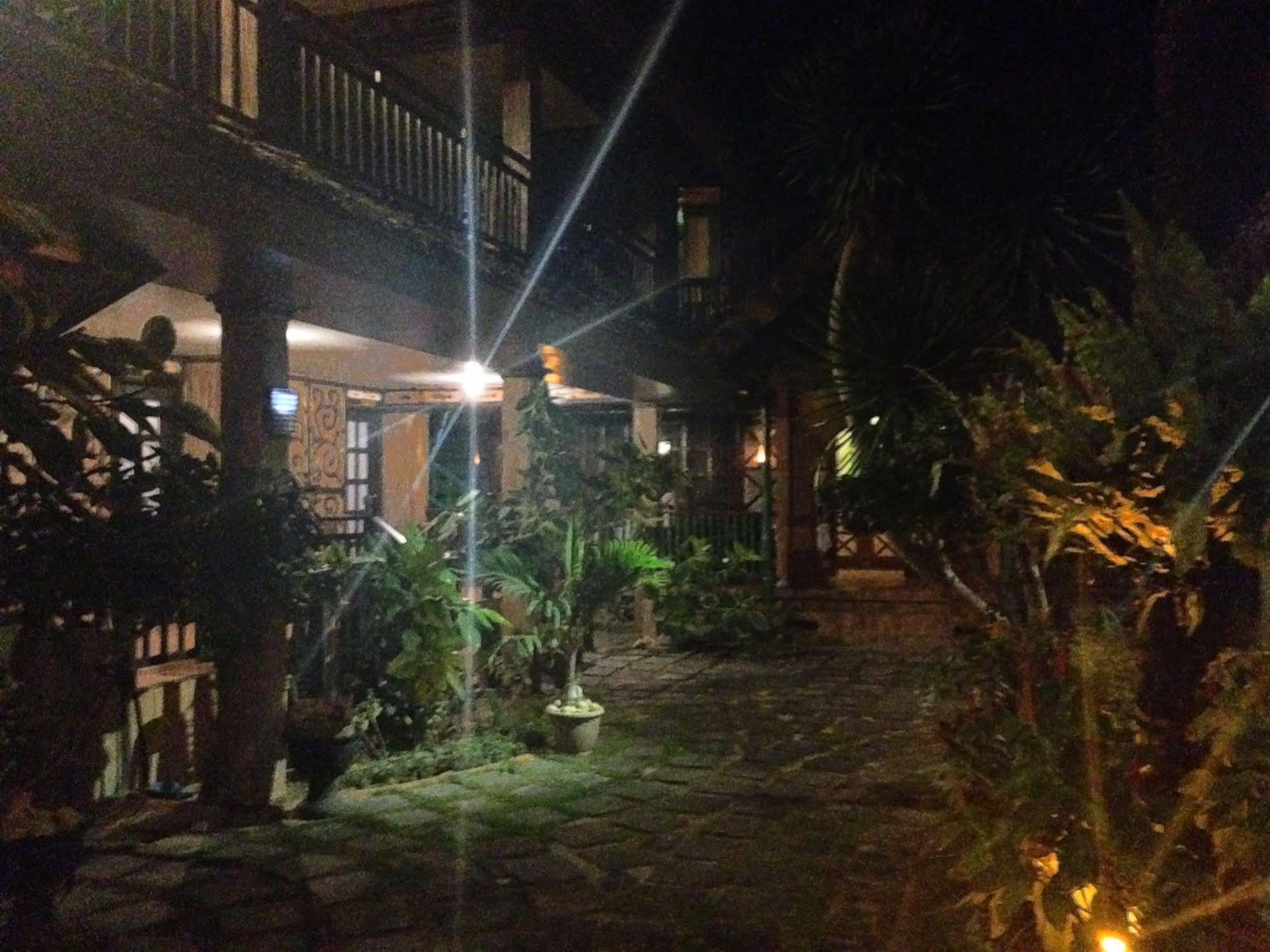 Eclipse Resort Manoc-Manoc Exterior photo